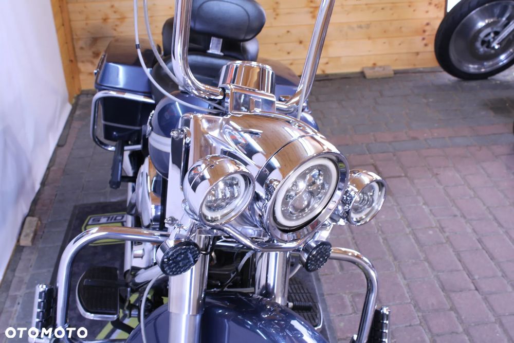 Harley-Davidson Touring Road King - 38
