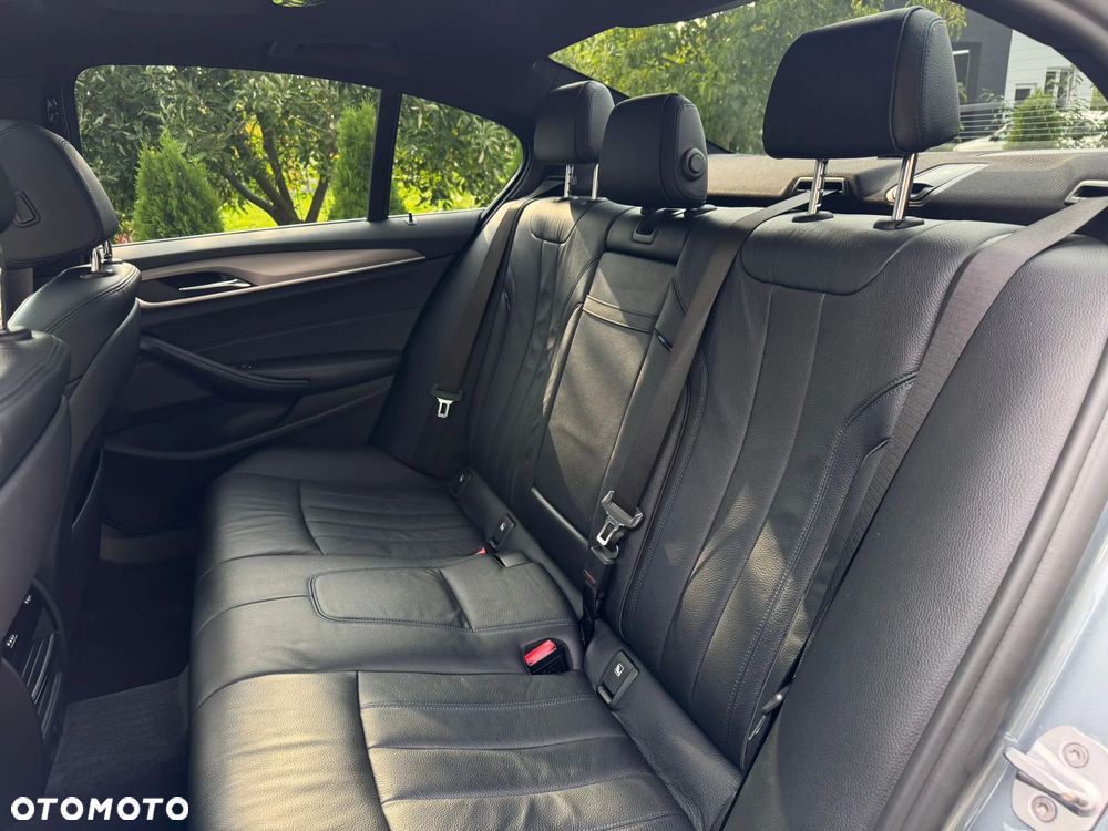 BMW Seria 5 - 10