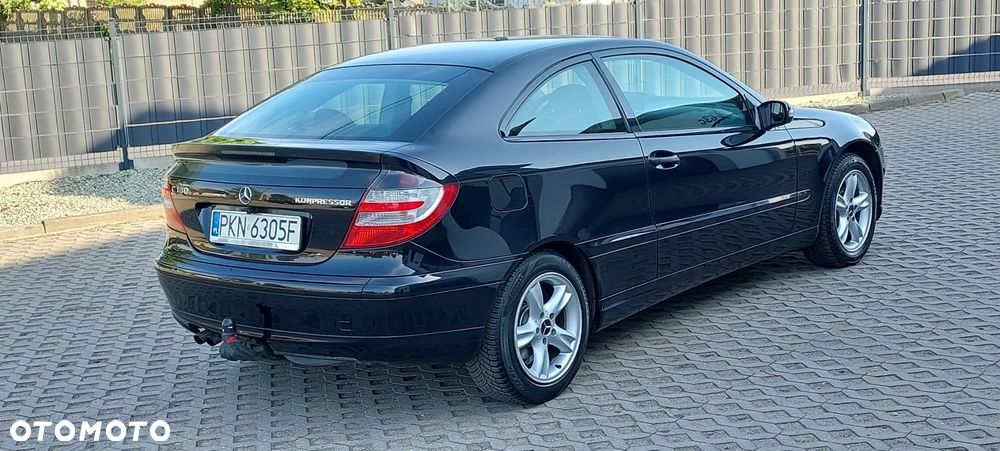 Mercedes-Benz Klasa C - 32