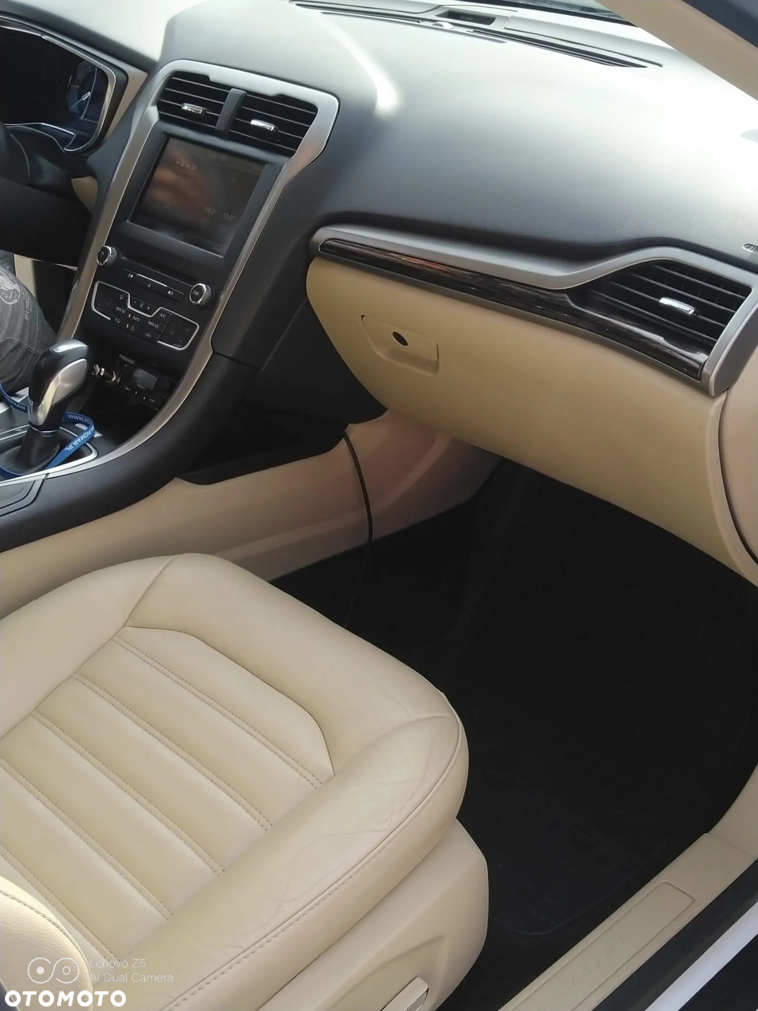 Ford Fusion - 5