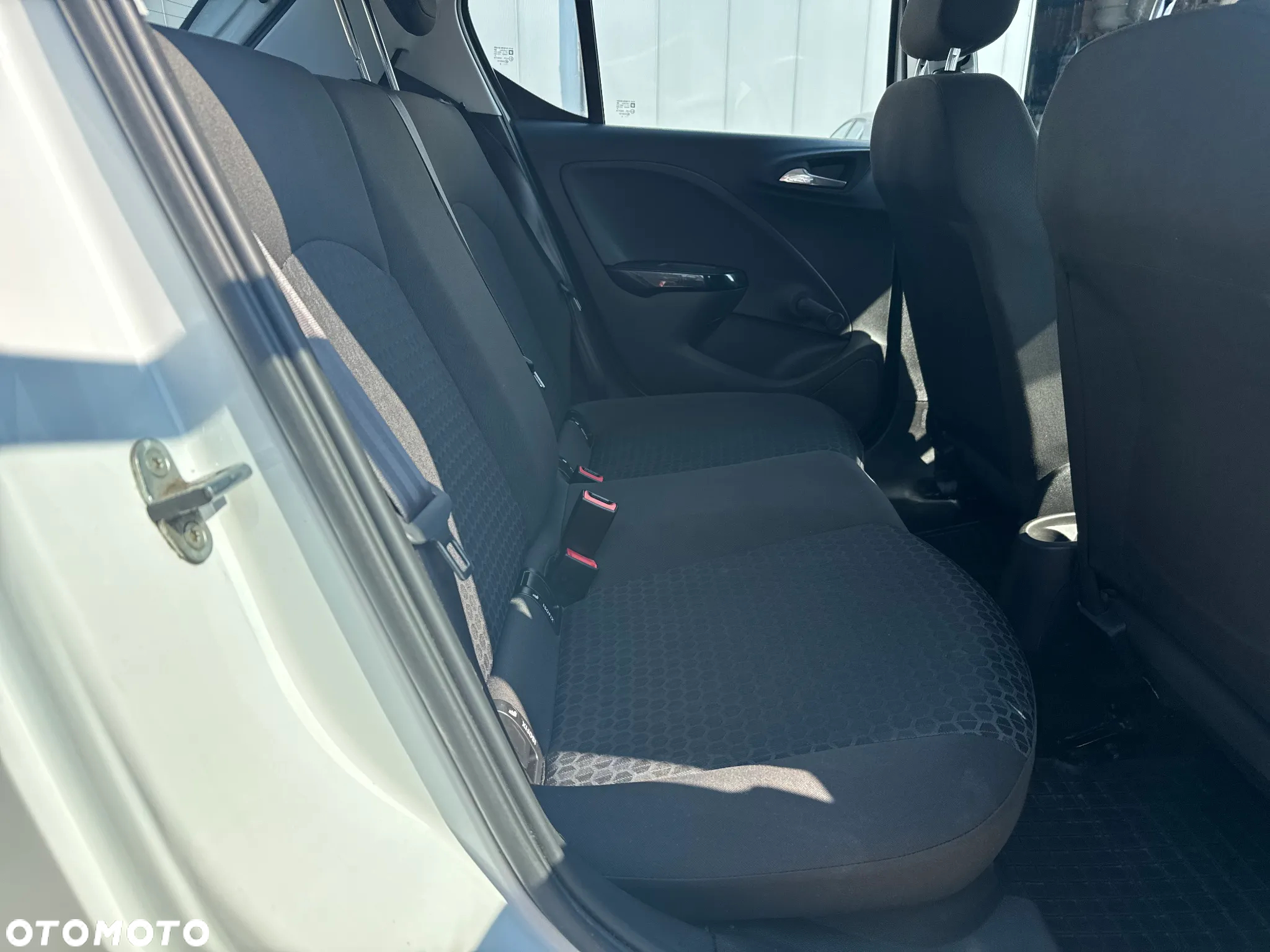 Opel Corsa 1.4 Enjoy S&S - 18