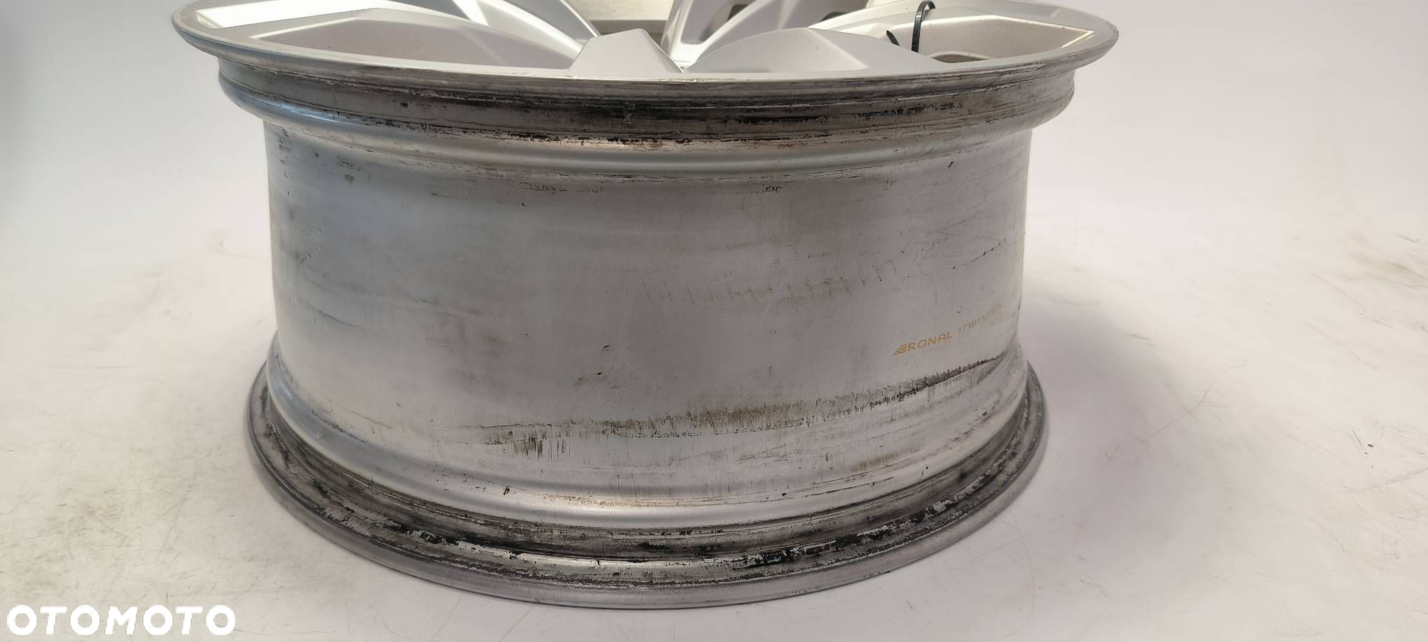 FELGA ALUMINIOWA 19 AUDI Q7 II 4M 4M0601025 - 4