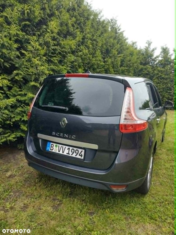 Renault Grand Scenic Gr 2.0 dCi Bose - 8