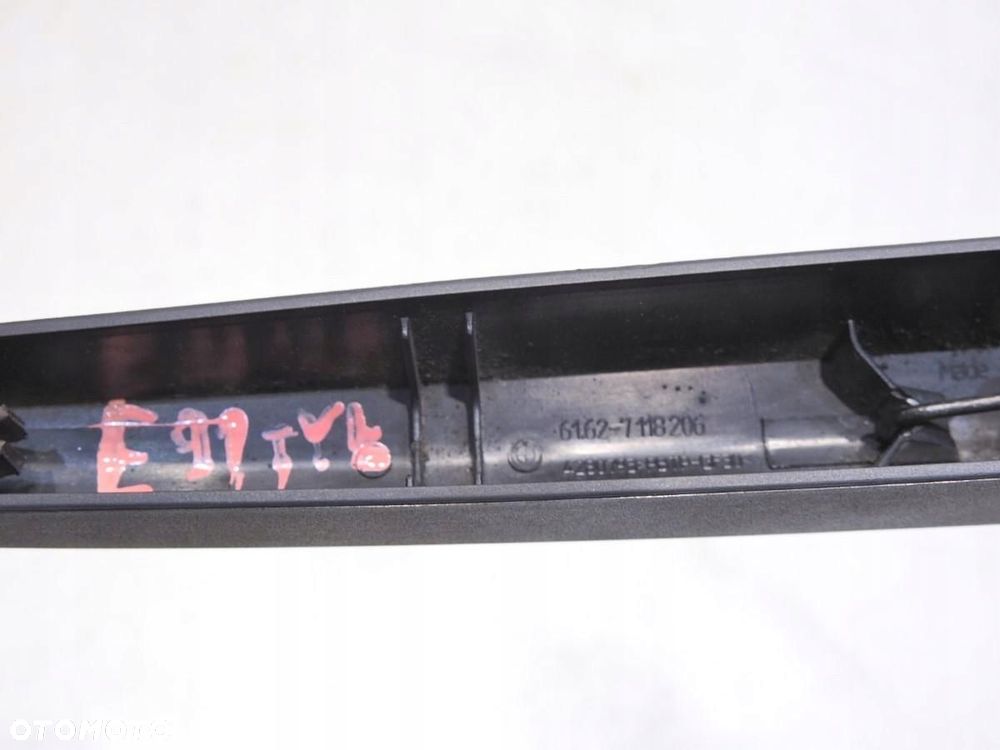 RAMIE WYCIERACZKI KLAPY BMW 3 E91 7118206 - 2