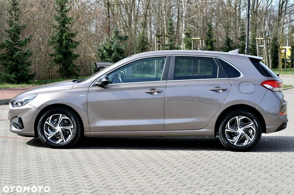 Hyundai i30 1.5 T-GDI 48V-Hybrid Advantage - 5