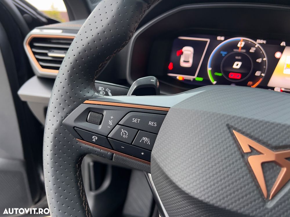 Cupra Formentor 1.4 e-HYBRID PHEV VZ - 39