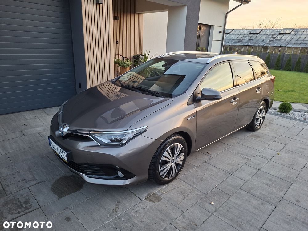 Toyota Auris - 4
