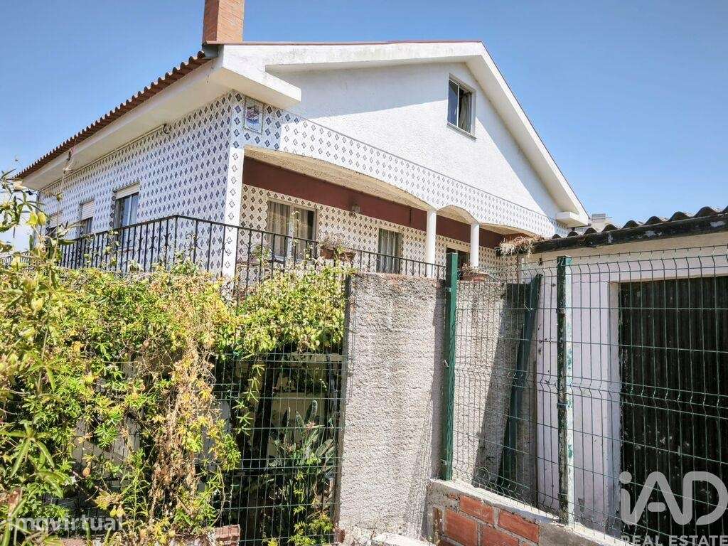 Moradia bi-familiar T6 em Viana do Castelo e Meadela de 227 m2 - Grande imagem: 2/36