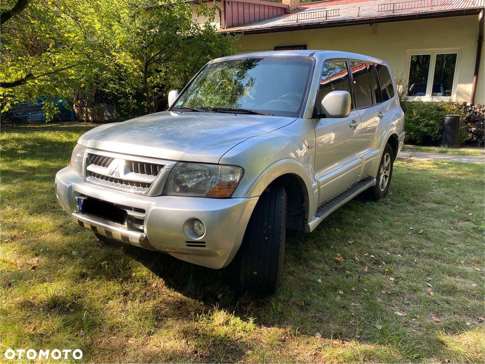 Mitsubishi Pajero 3.2 DI-D Automatik Dakar - 9