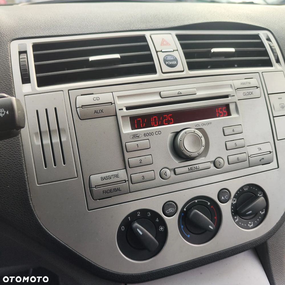 Ford Kuga 2.0 TDCi 2x4 Trend - 21