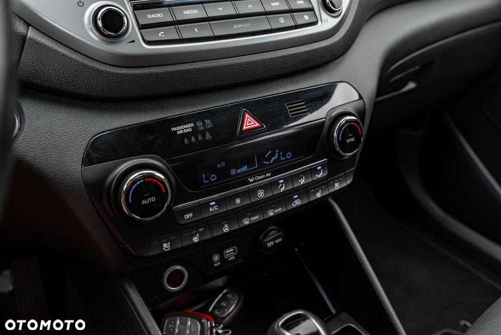 Hyundai Tucson 2.0 CRDi Premium 4WD - 37