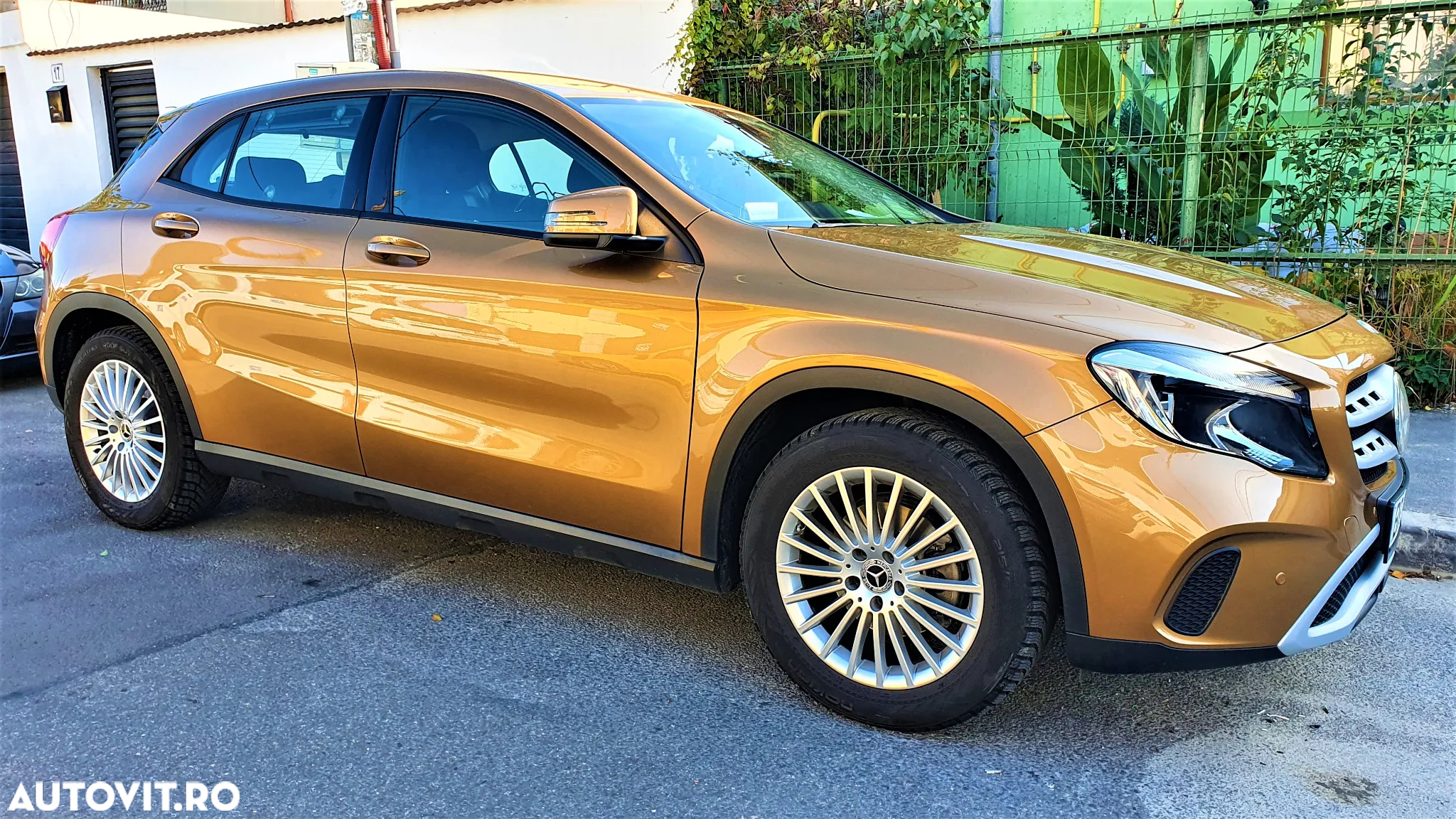 Mercedes-Benz GLA 200 - 6