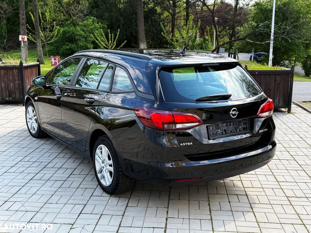 Opel Astra 1.6 CDTI ECOTEC Start/Stop Drive - 2