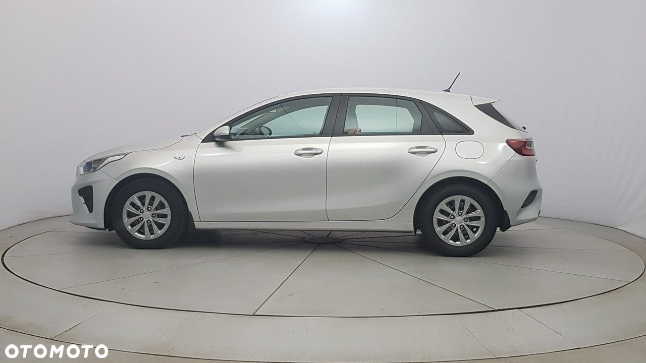 Kia Ceed - 4