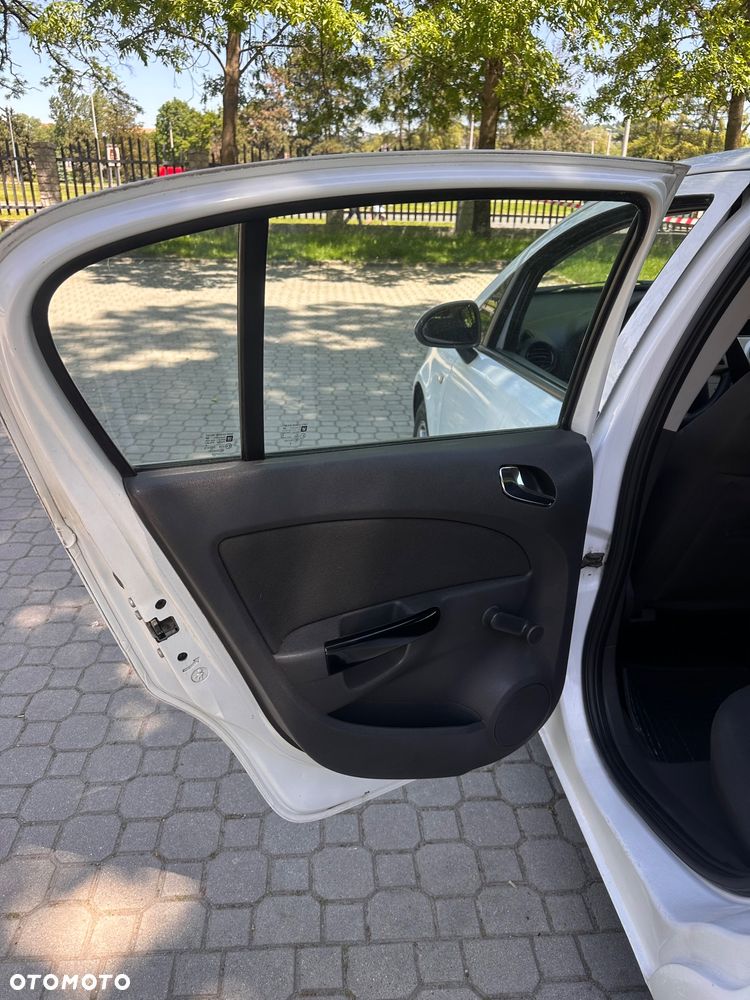 Opel Corsa - 14