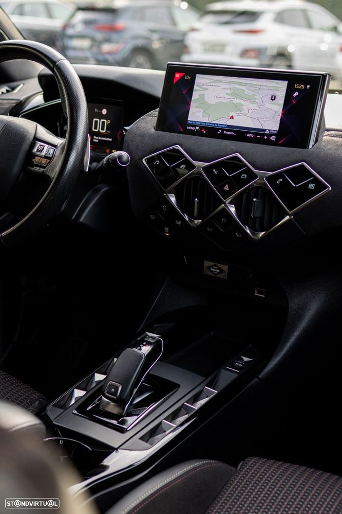DS DS3 Crossback PureTech 155 Aut. PERFORMANCE LINE - 25