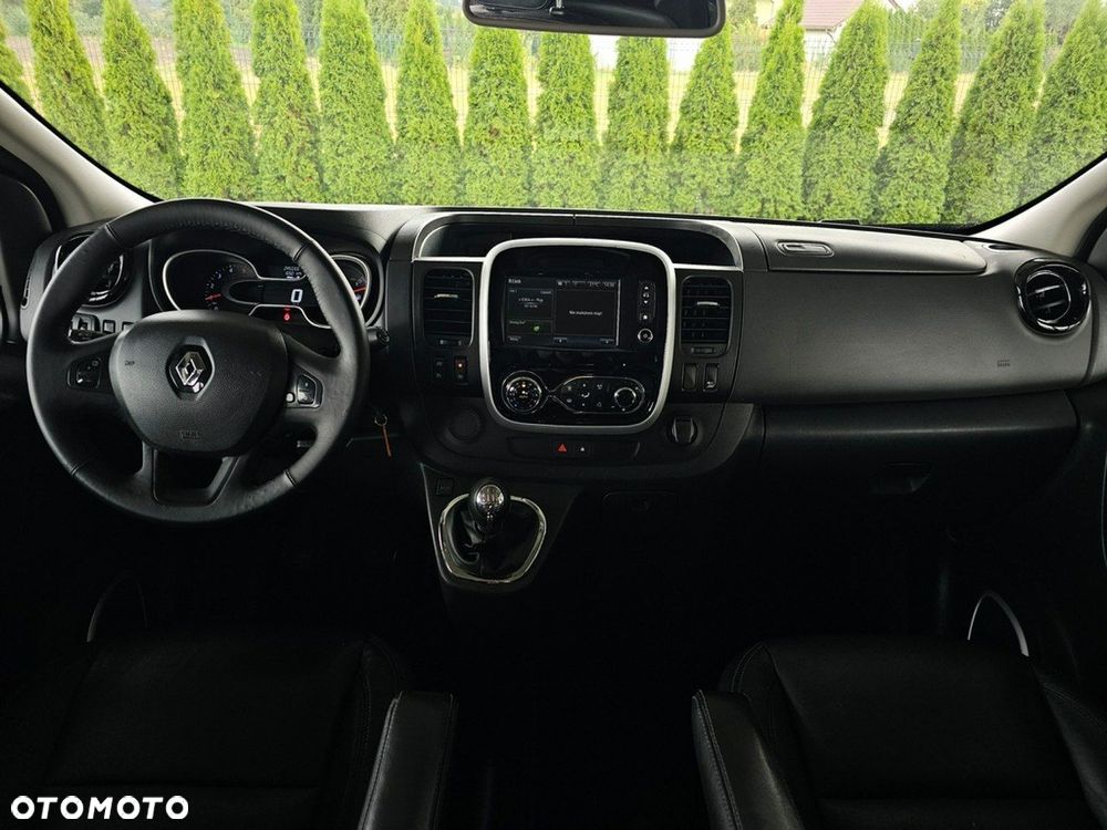Renault Trafic - 25