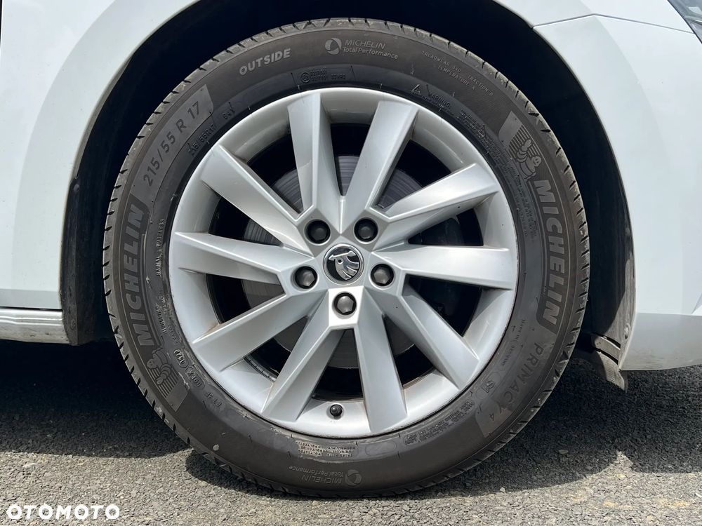Skoda Superb 1.5 TSI Style DSG - 6