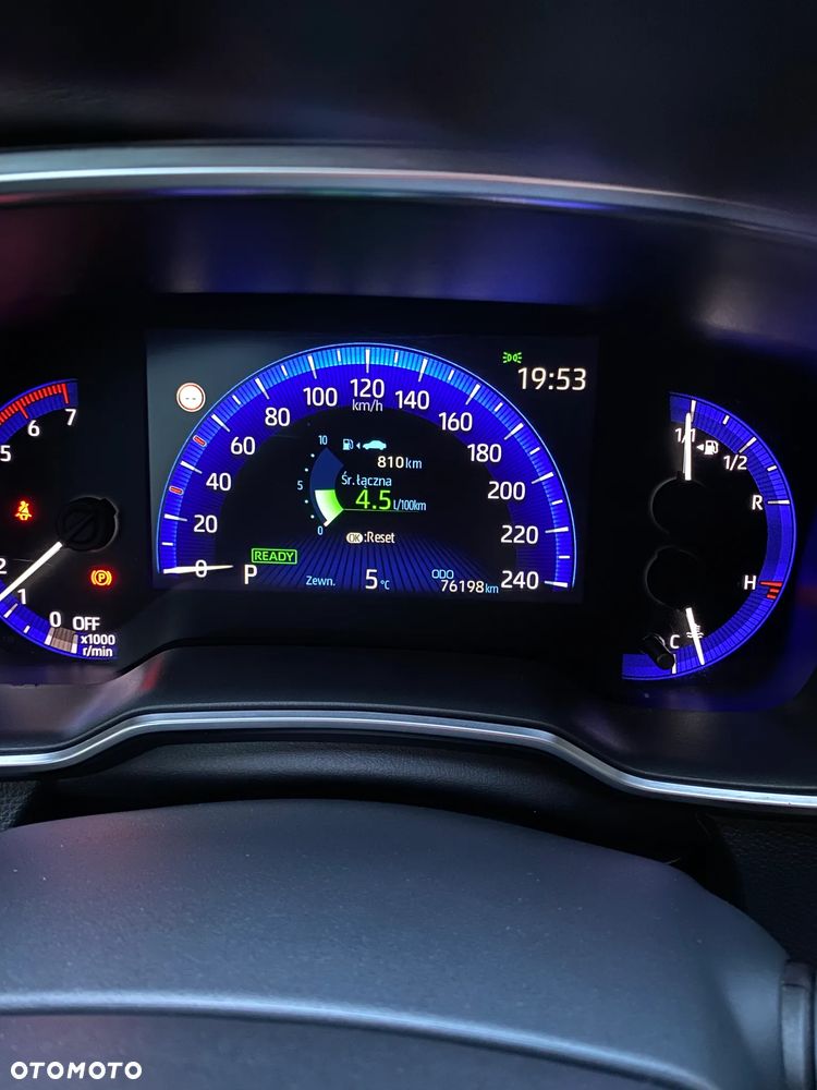 Toyota Corolla 1.8 Hybrid Executive - 6