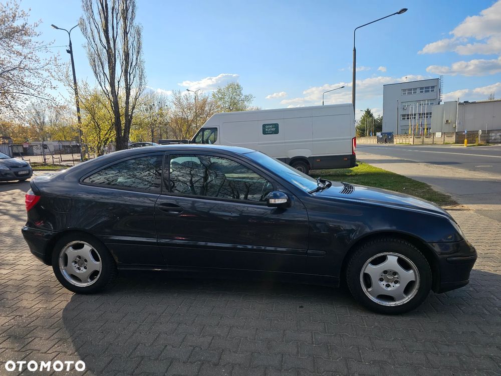 Mercedes-Benz Klasa C 200 Kompressor Automatik - 7