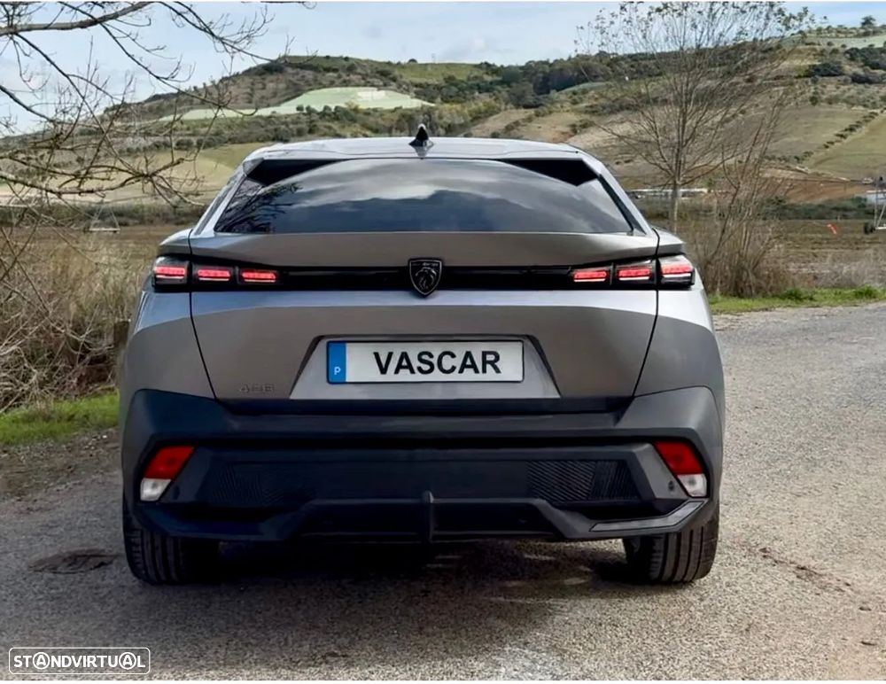 Peugeot 408 1.2 PureTech Allure EAT8 - 4