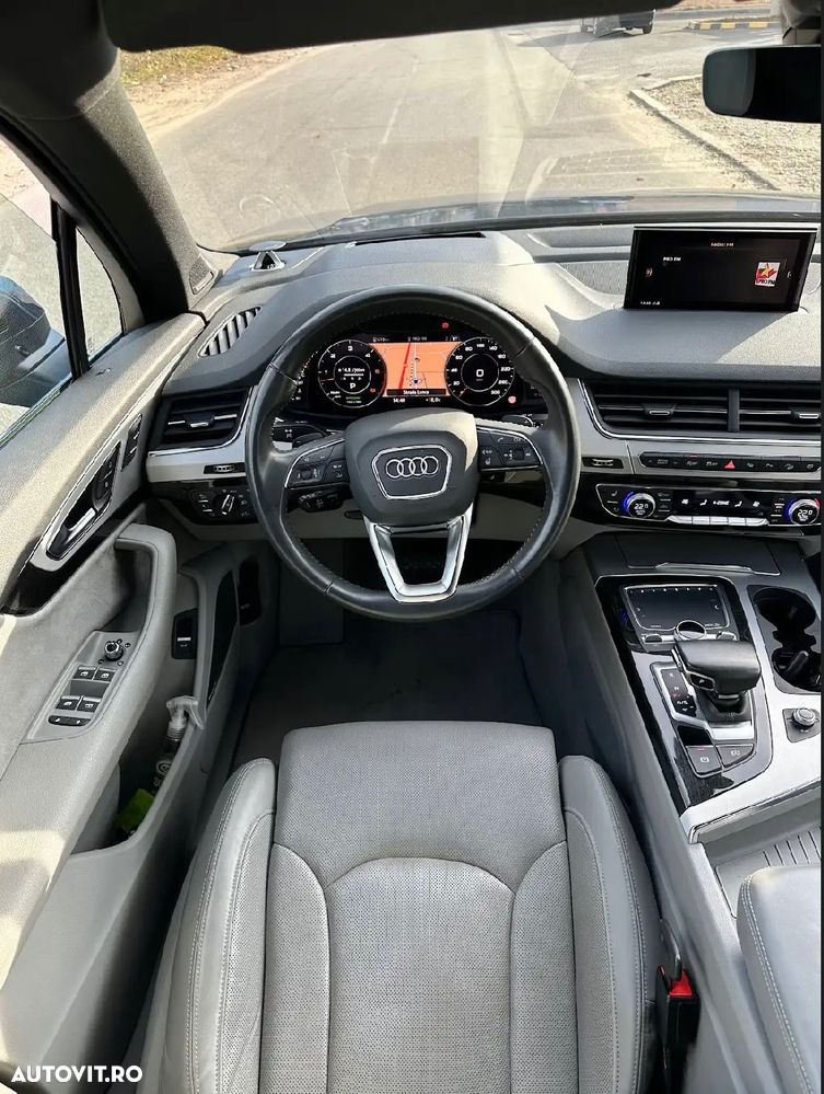 Audi Q7 3.0 50 TDI quattro Tiptronic S Line - 5
