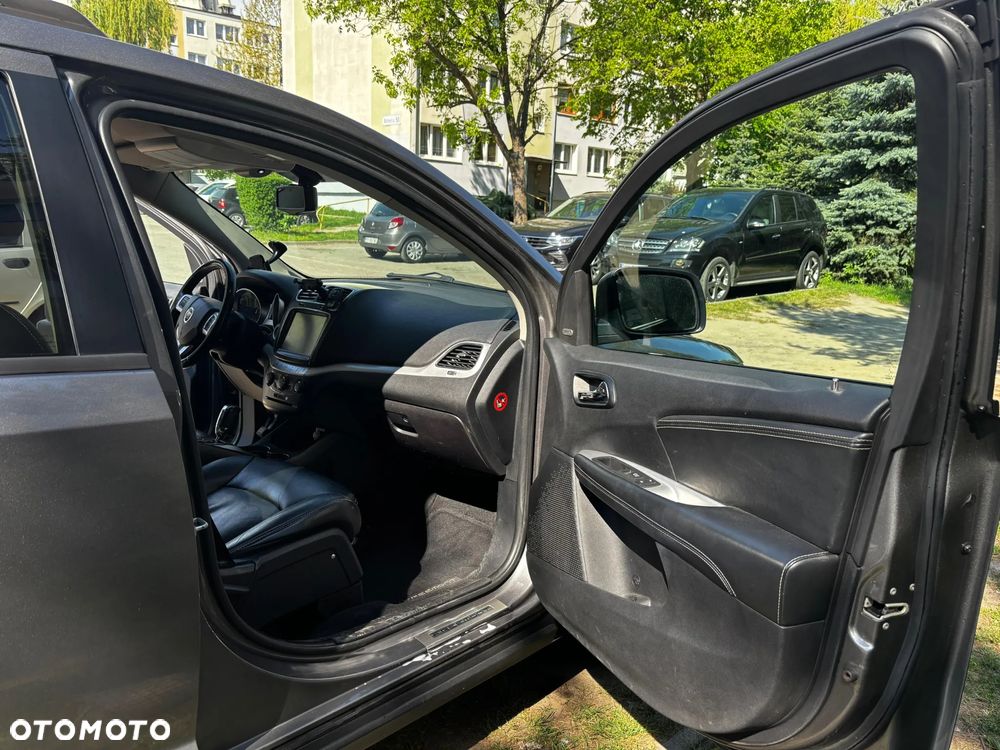 Fiat Freemont 2.0 Multijet Lounge AWD - 11