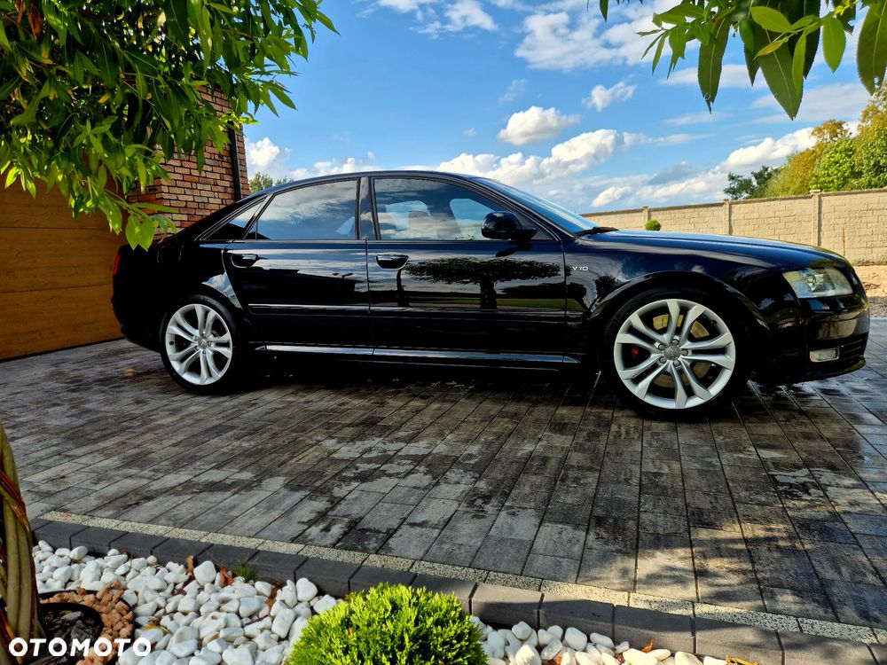 Audi S8 5.2 FSI Quattro - 10
