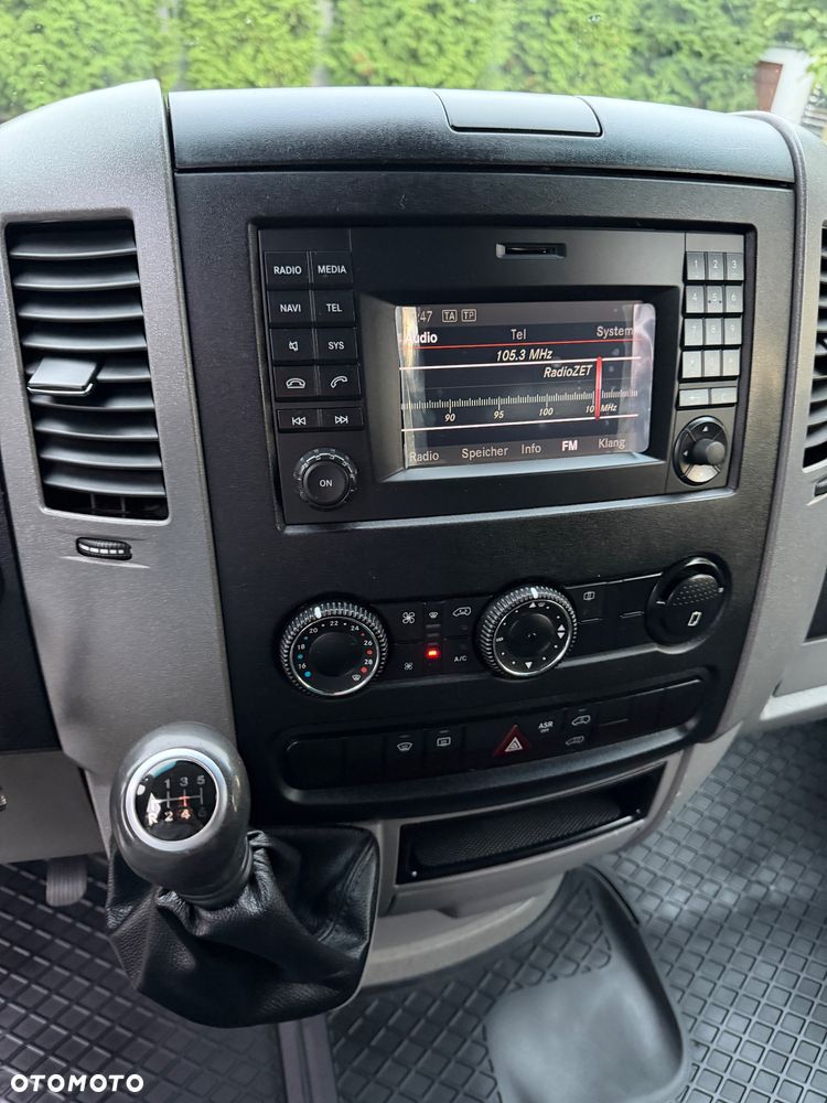 Mercedes-Benz Sprinter - 30