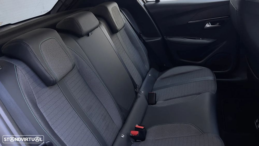 Peugeot 208 PureTech 100 EAT8 Allure Pack - 15