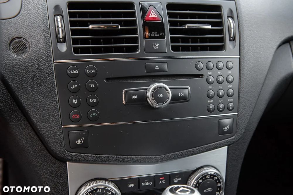 Mercedes-Benz Klasa C 180 Kompressor Automatik Avantgarde - 24