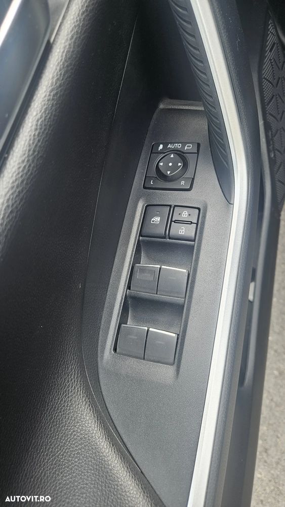 Toyota RAV4 2.5 VVT-iE 4x4 Dynamic - 9