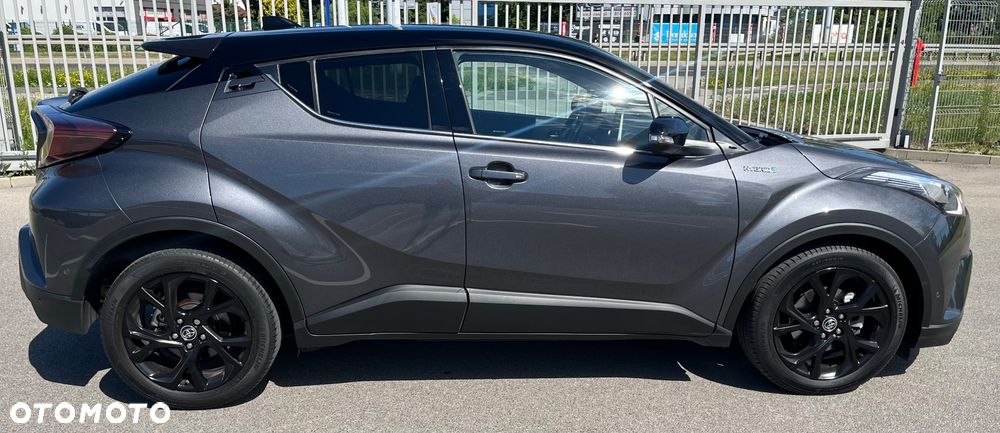 Toyota C-HR Flow - 13