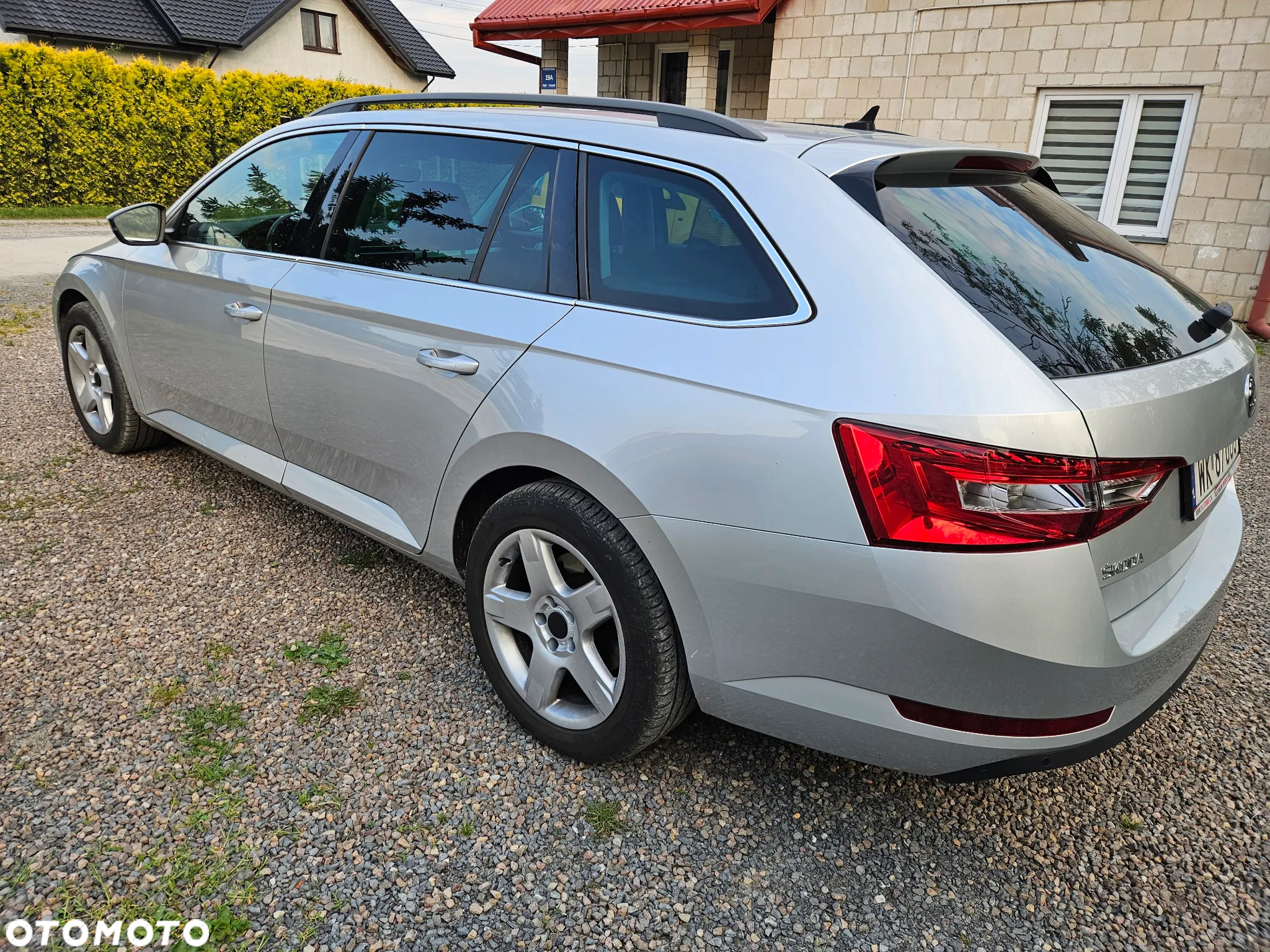 Skoda Superb 2.0 TDI 4x4 Ambition - 11
