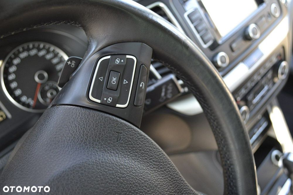 Volkswagen Sharan 2.0 TDI DSG BlueMotion Technology Highline - 20