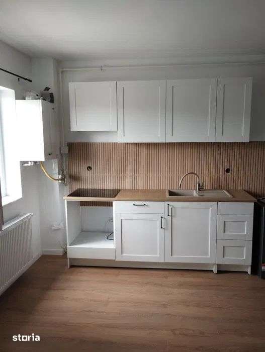 Apartament cu 2 camere, 52 mp, etaj intermediar, zona Terra — fotografia 1