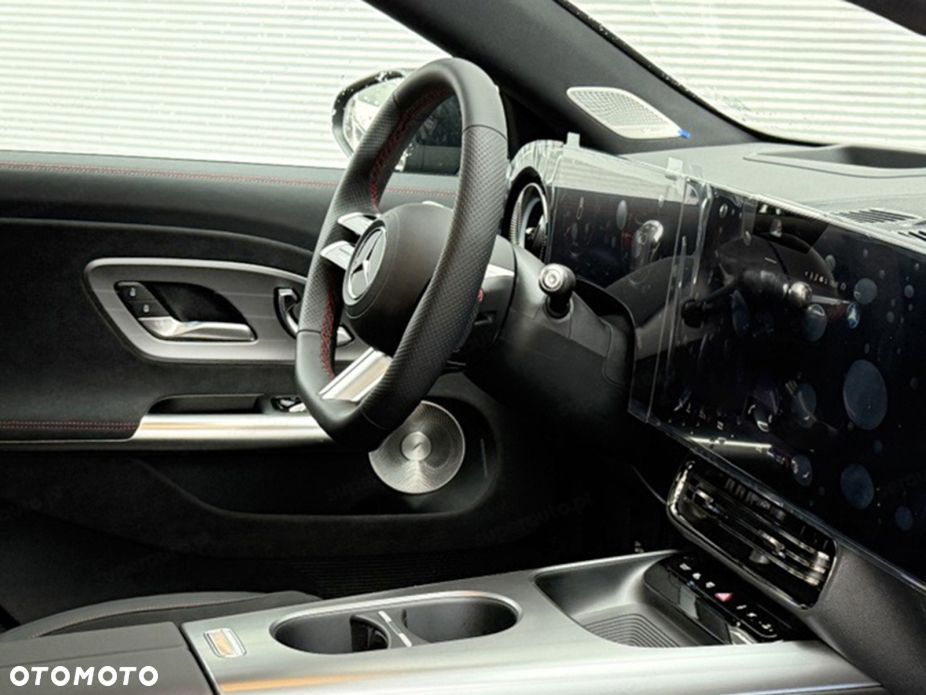Mercedes-Benz CLA 200 mHEV 8G-DCT - 13
