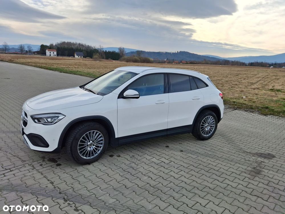 Mercedes-Benz GLA 200 Business Edition - 7