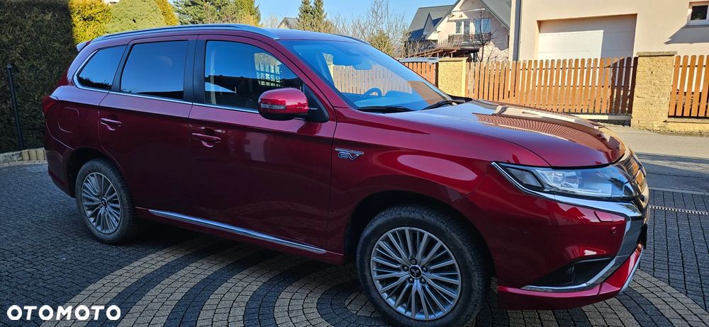 Mitsubishi Outlander Instyle NAVI - 2