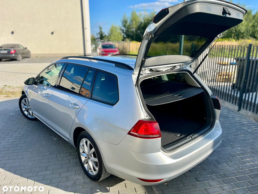 Volkswagen Golf Variant 1.6 TDI BlueMot Trendline DSG - 4