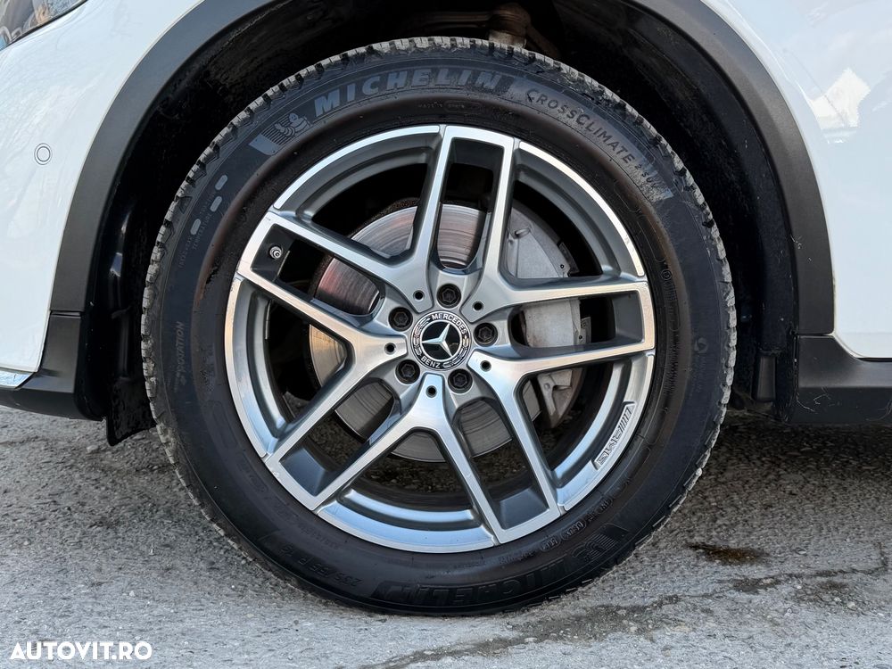 Mercedes-Benz GLC 250 d 4MATIC 9G-TRONIC AMG Line - 32