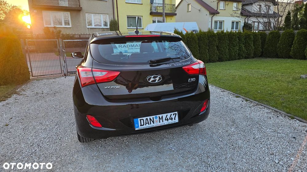 Hyundai i30 1.6 Style - 27