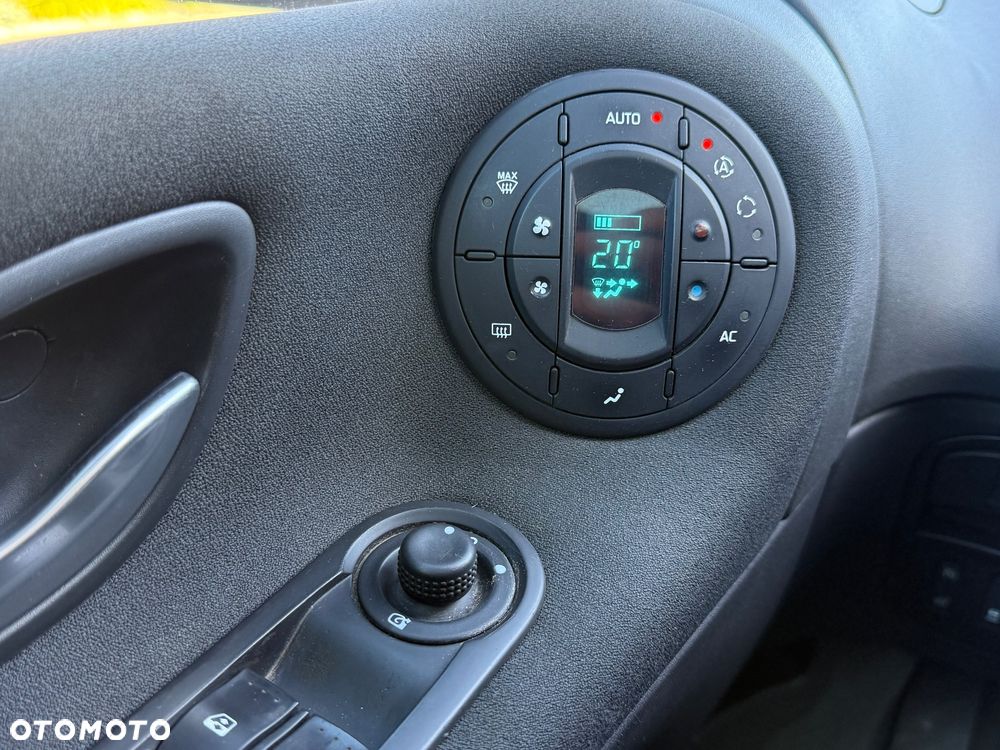 Renault Espace - 32