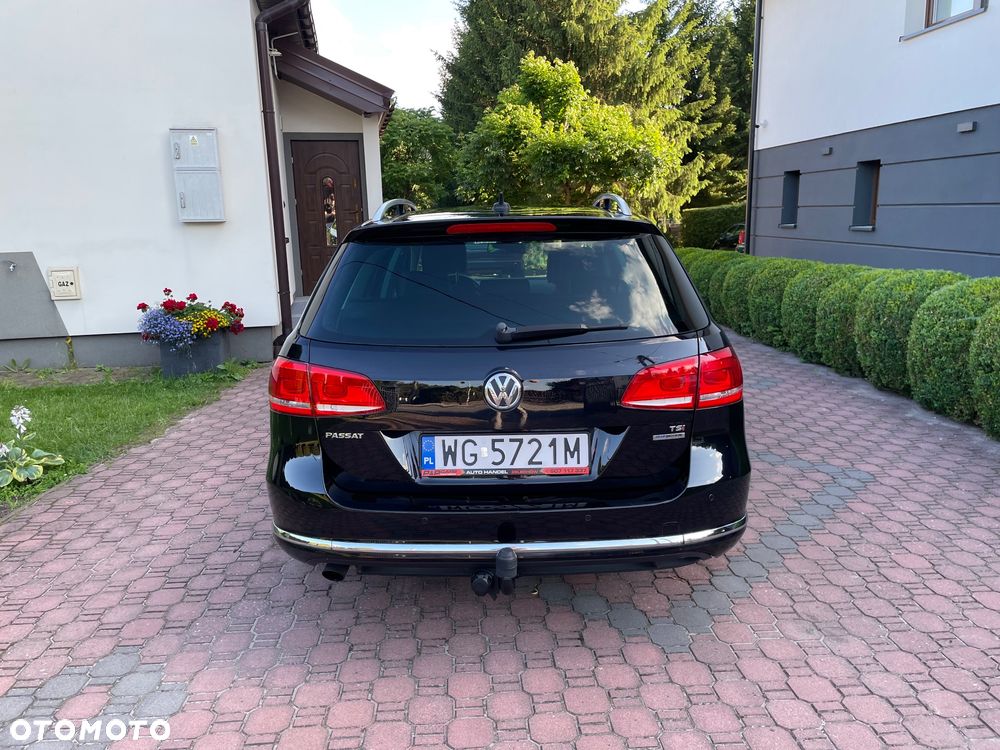Volkswagen Passat - 8