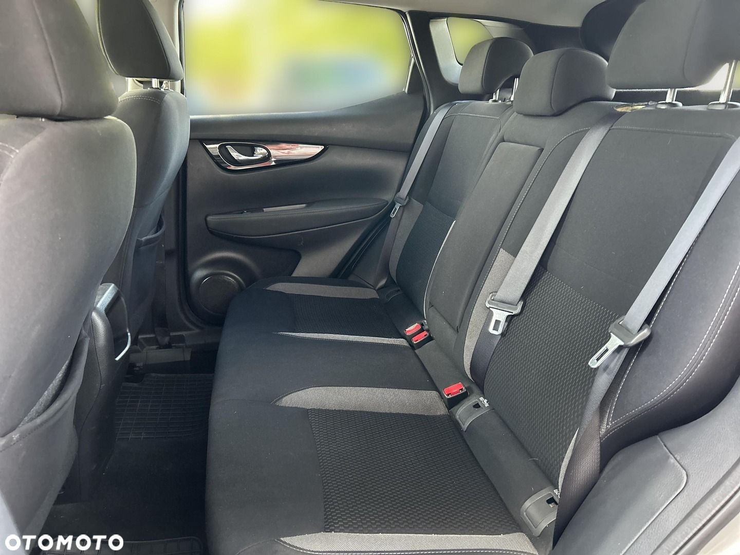 Nissan Qashqai 1.3 DIG-T Visia - 26