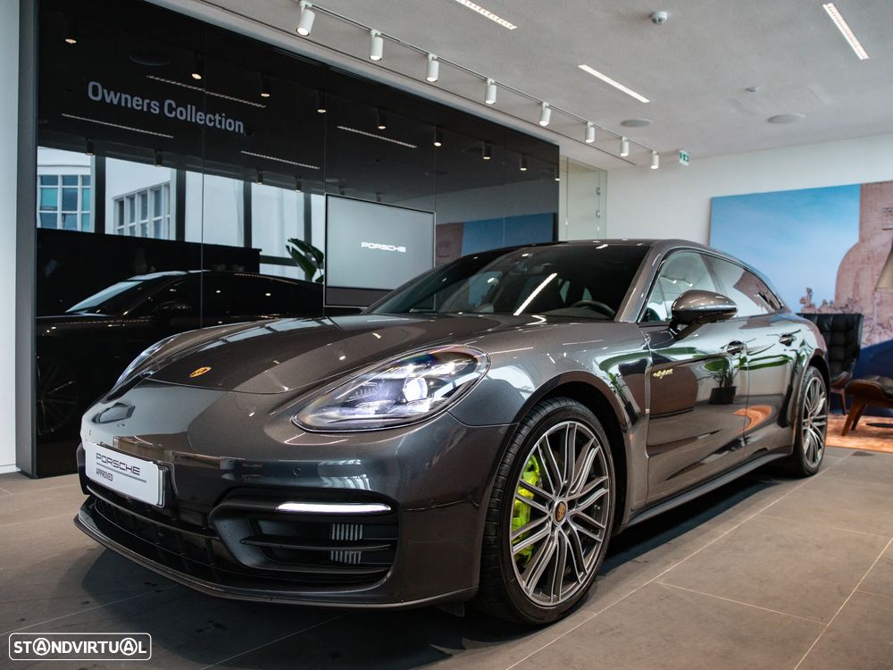 Porsche Panamera Sport Turismo 4 E-Hybrid Platinum Edition PDLS - 2