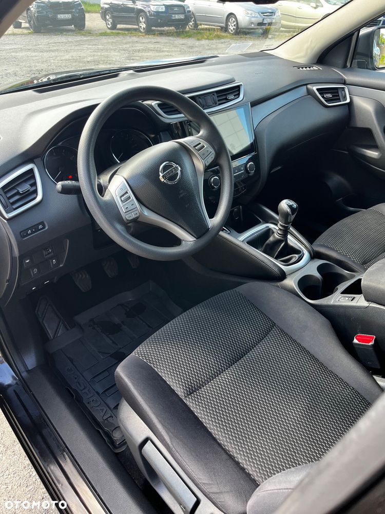 Nissan Qashqai 1.2 DIG-T Visia - 16
