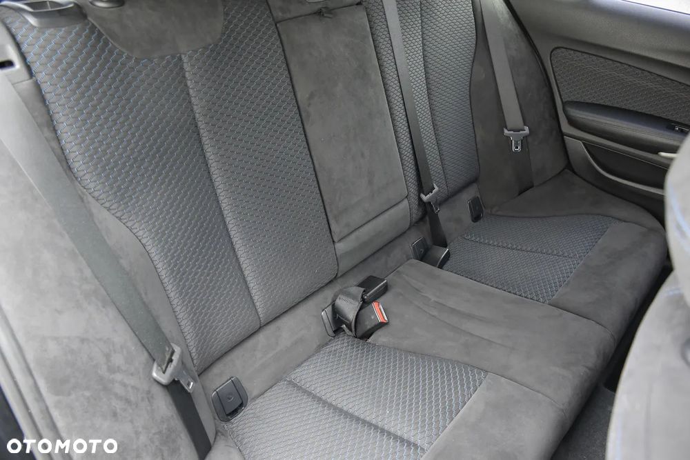 BMW Seria 1 118i M Sport - 34
