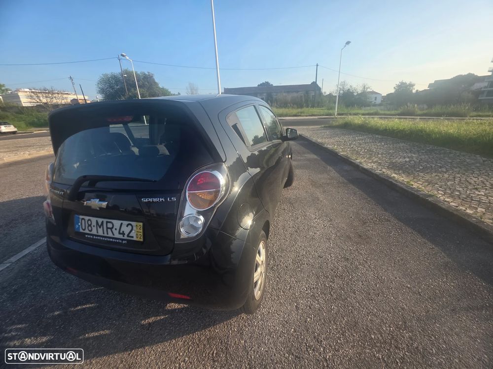 Chevrolet Spark 1.0 LS - 4