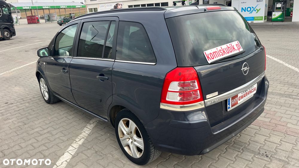 Opel Zafira - 3